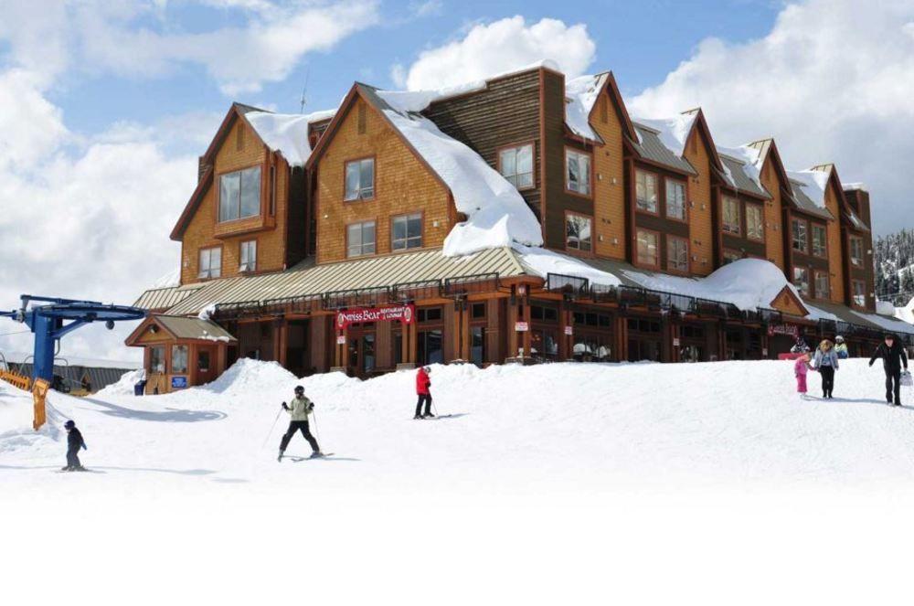 Chateau Big White Bagian luar foto