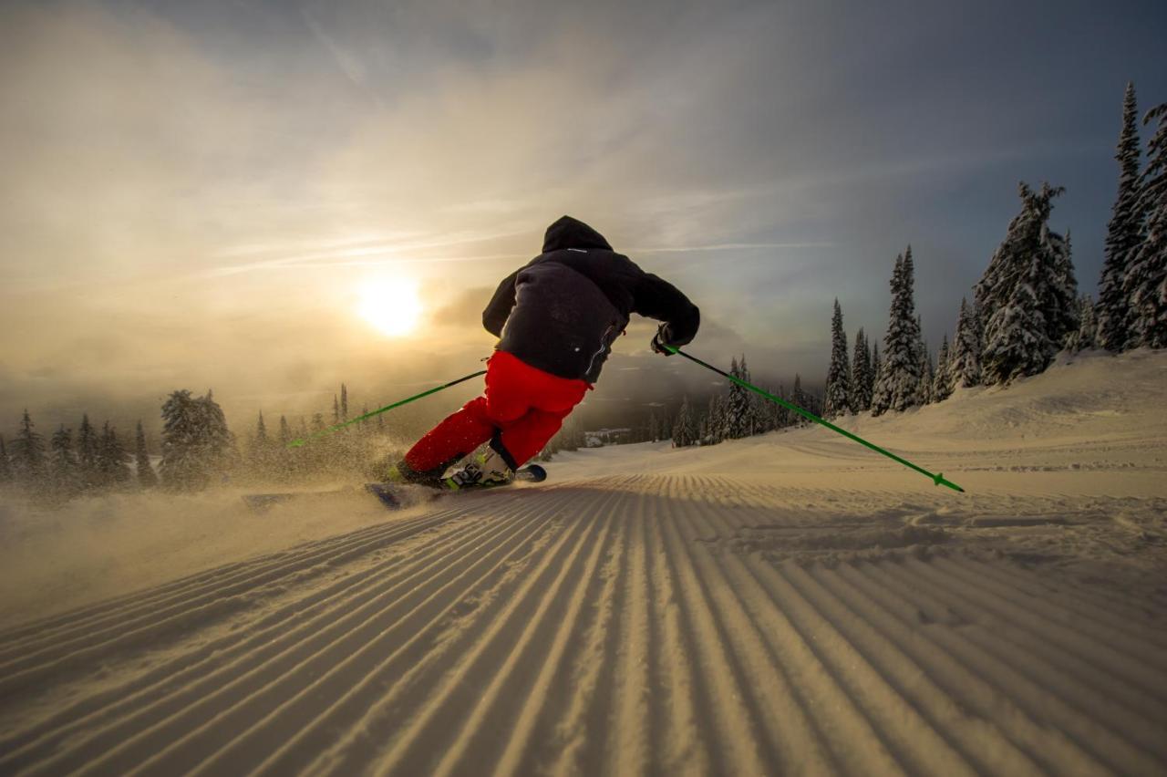 Chateau Big White Bagian luar foto