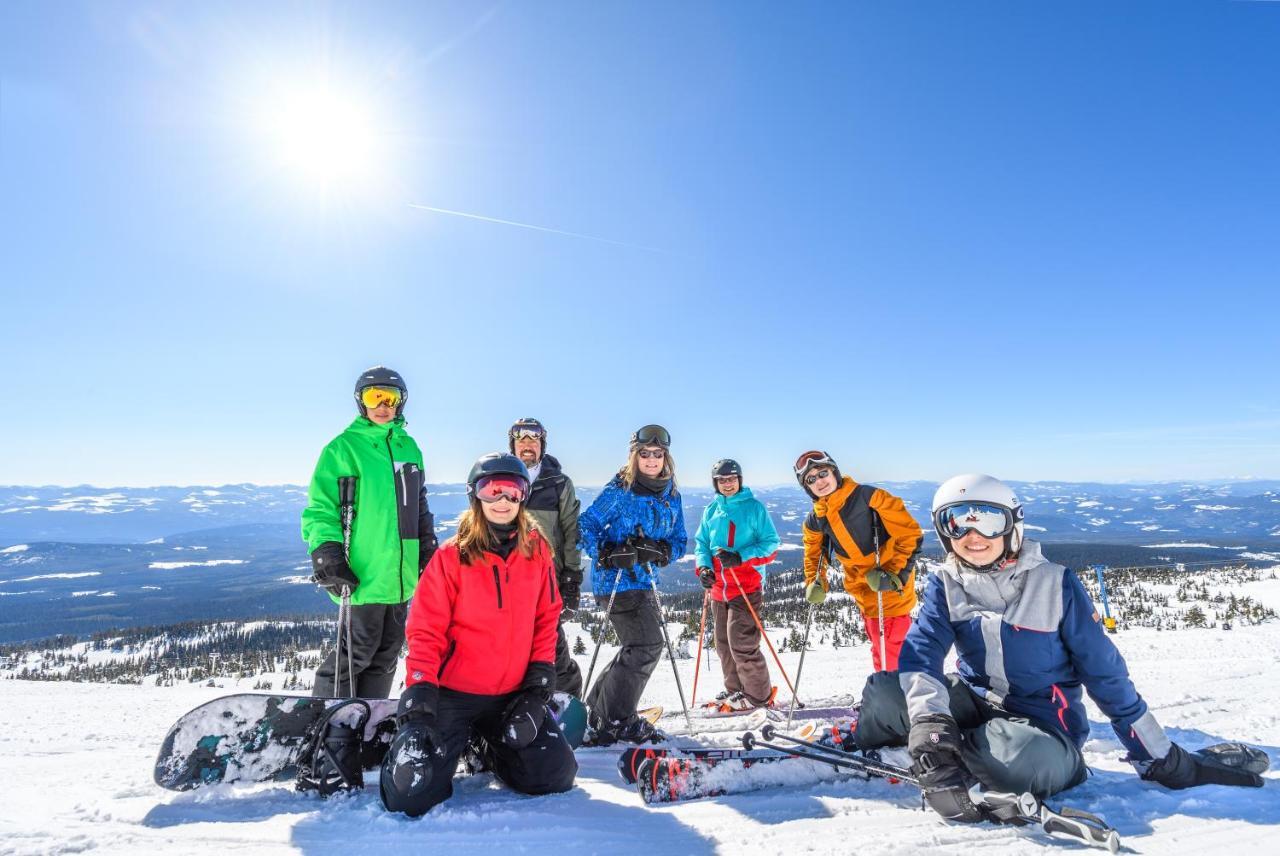 Chateau Big White Bagian luar foto